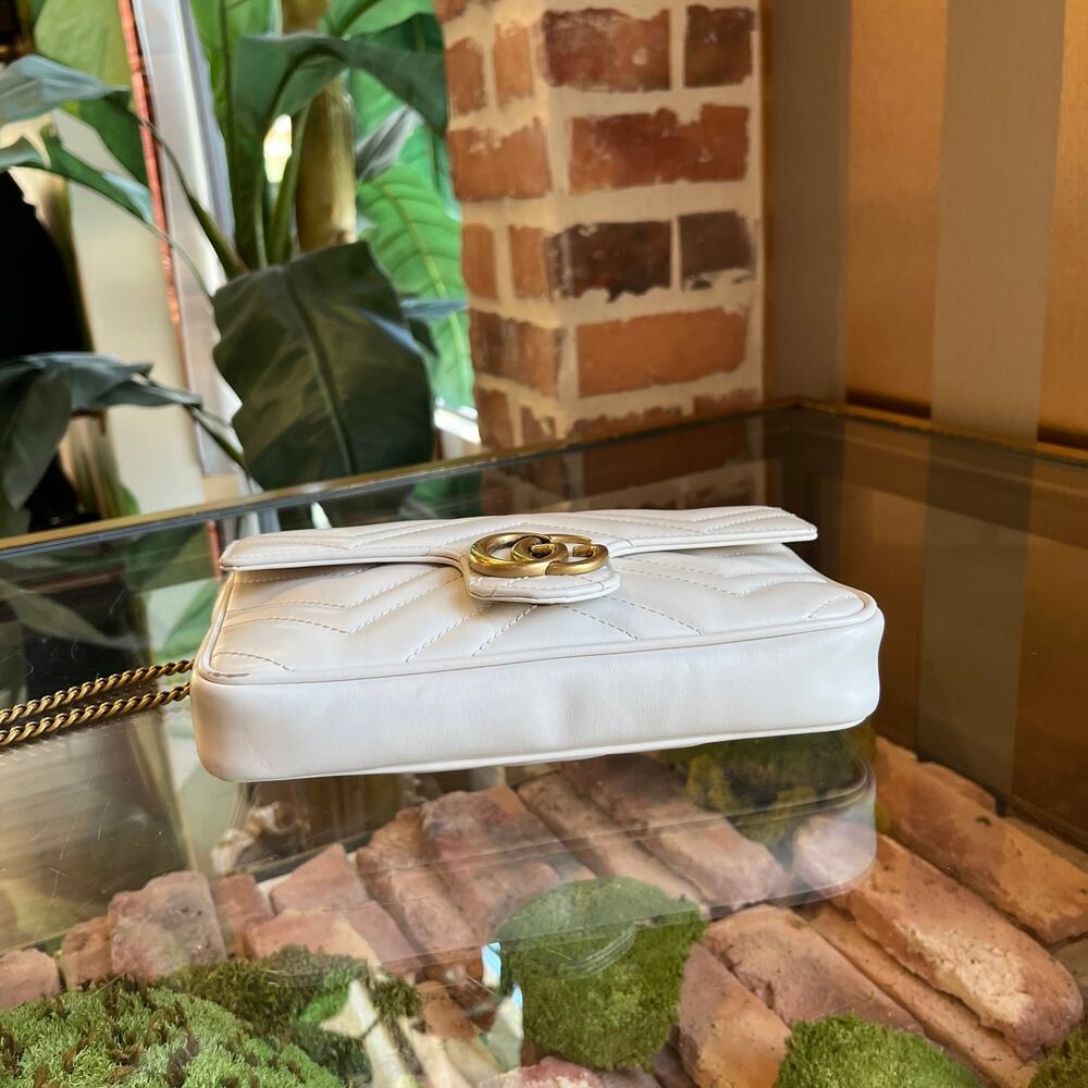 GUCCI Mini GG Marmont White Matelassé Calfskin Leather Shoulder Bag - Picture 3 of 11
